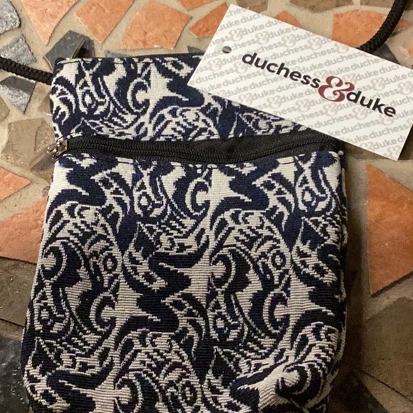 Duchess & Duke Neck Wallet - Picture 1 of 2
